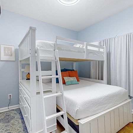 Baywatch F2 Apartment เพนซาโคลาบีช ภายนอก รูปภาพ